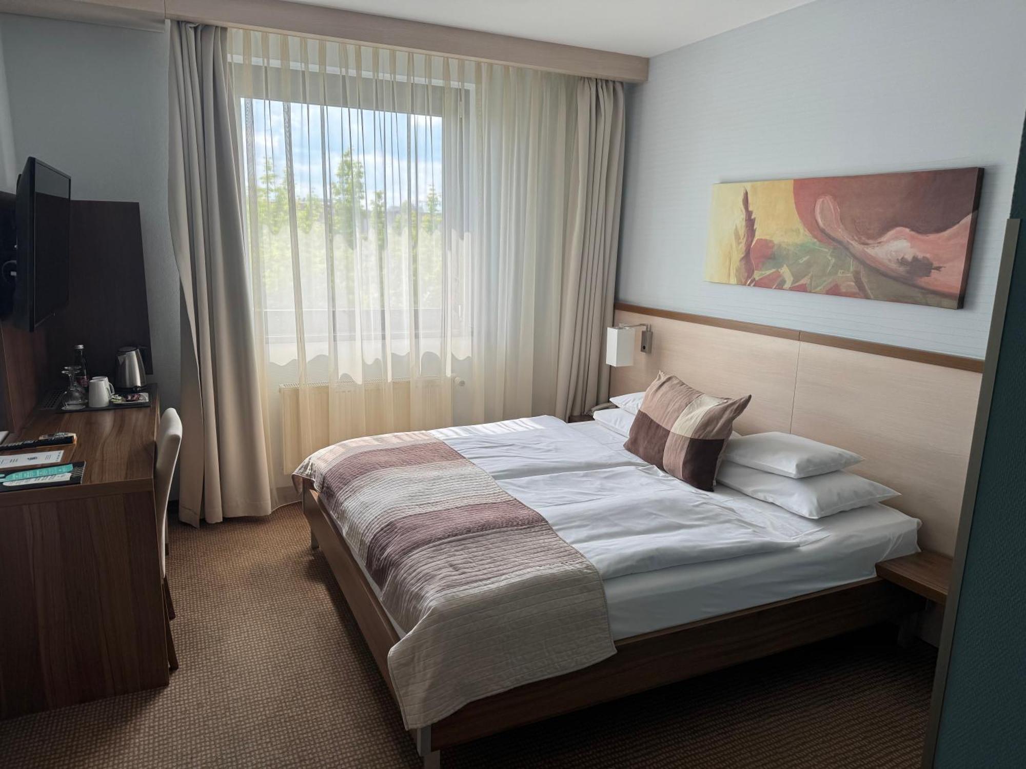Hotel Famulus Győr Habitación foto